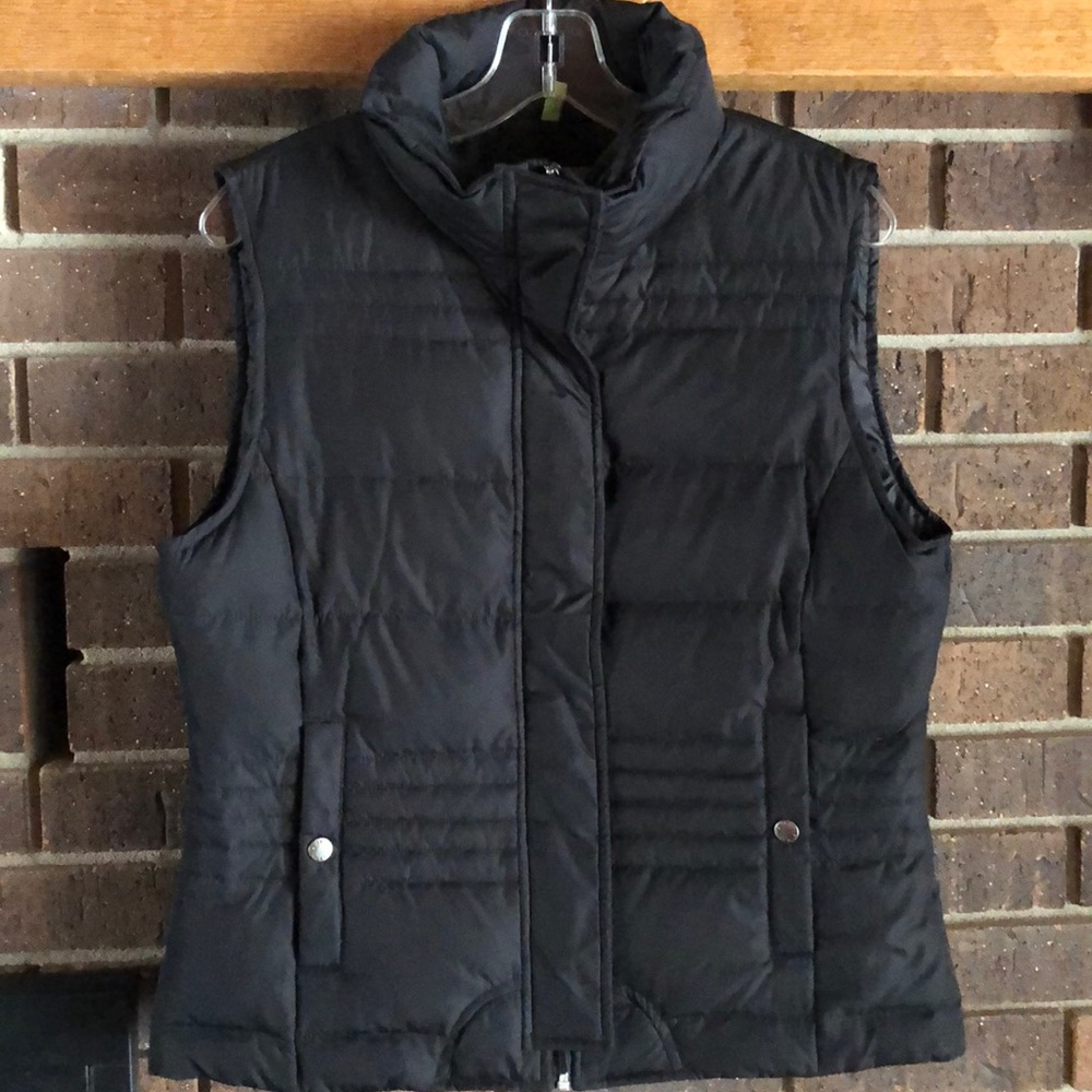 Women’s puff vest